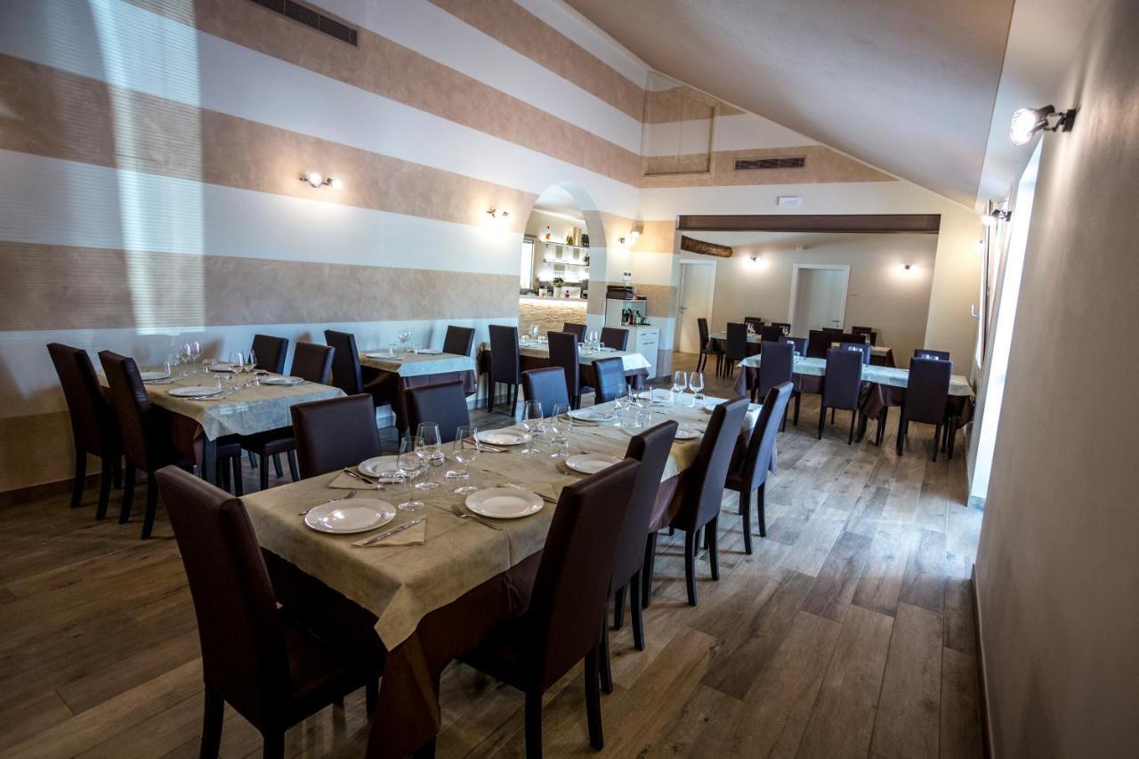 Agriturismo Corte Casello Gazoldo degli Ippoliti 外观 照片